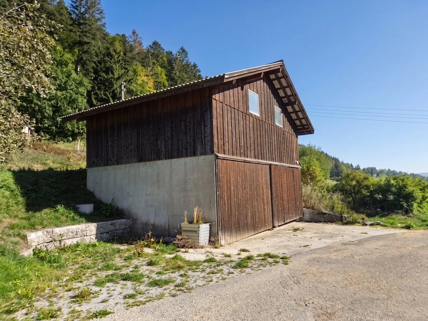 Farm with generous volumes - Combe-Pellaton - Photo 7 of 13
