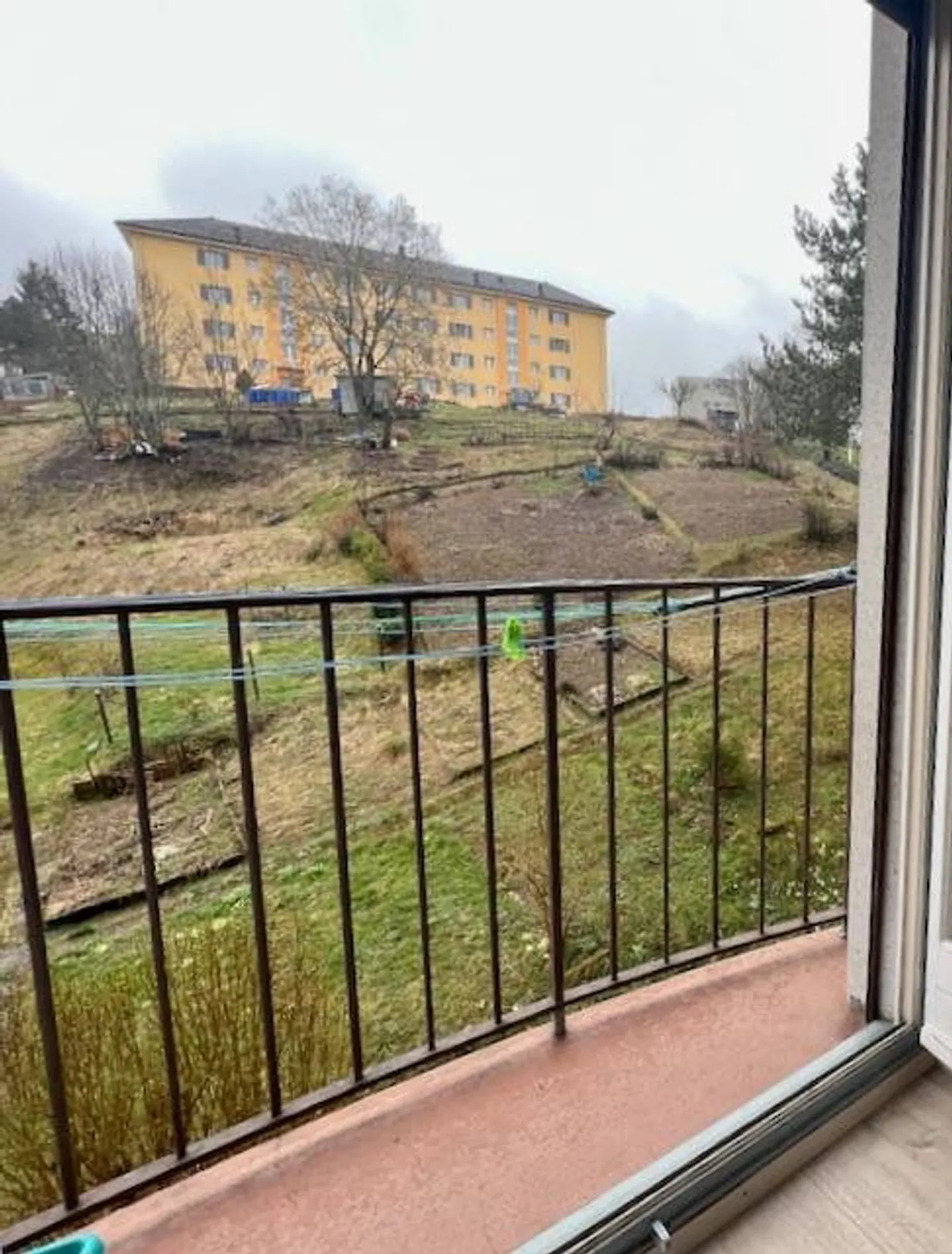 Appartamento 3,5 locali al 2° piano con balcone - Foto 7 di 8