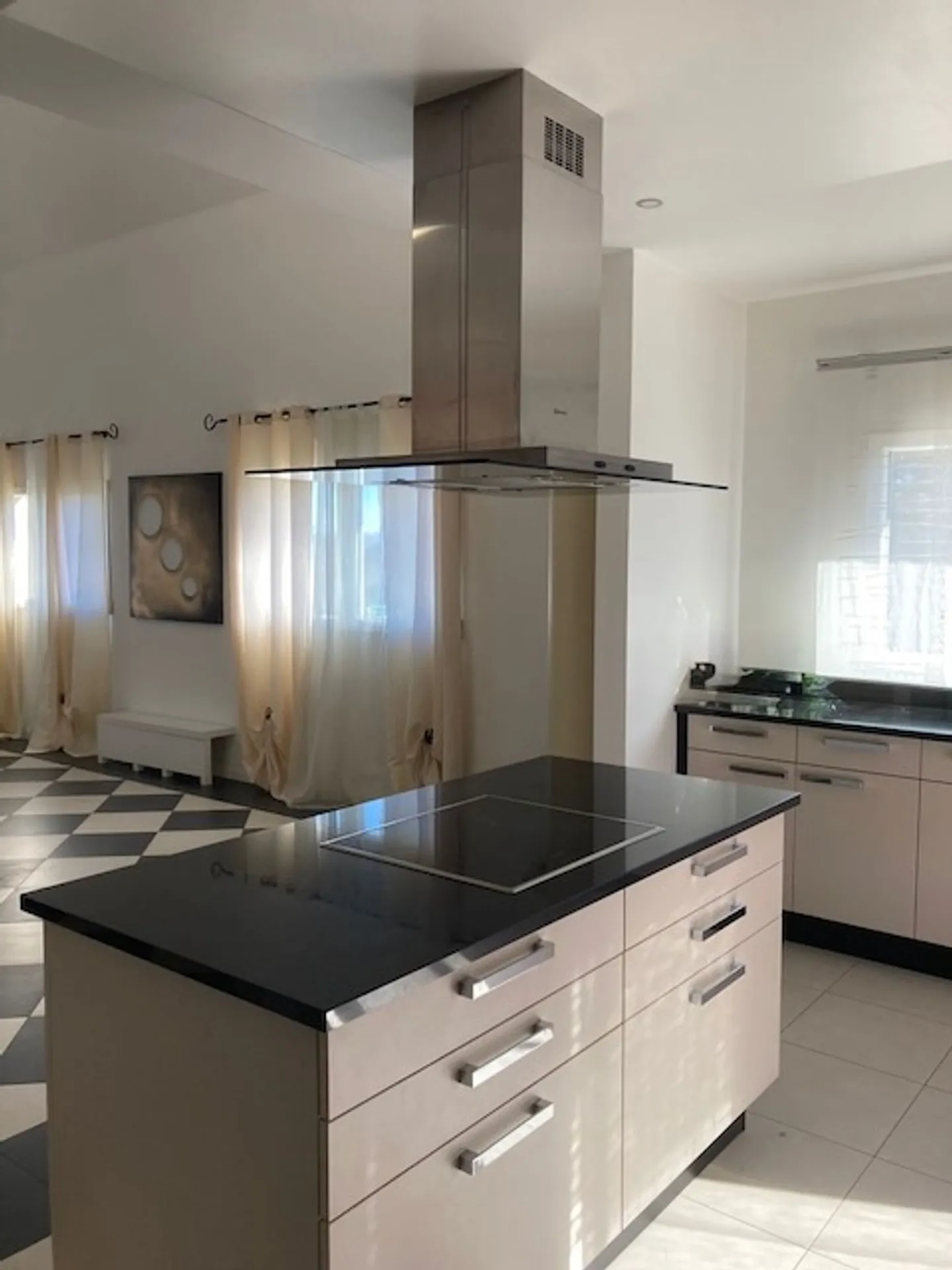 En exclusivité:  6 pièces en duplex + 3 pièces - Terrasses, couvert à voitures  - Foto 9 von 13