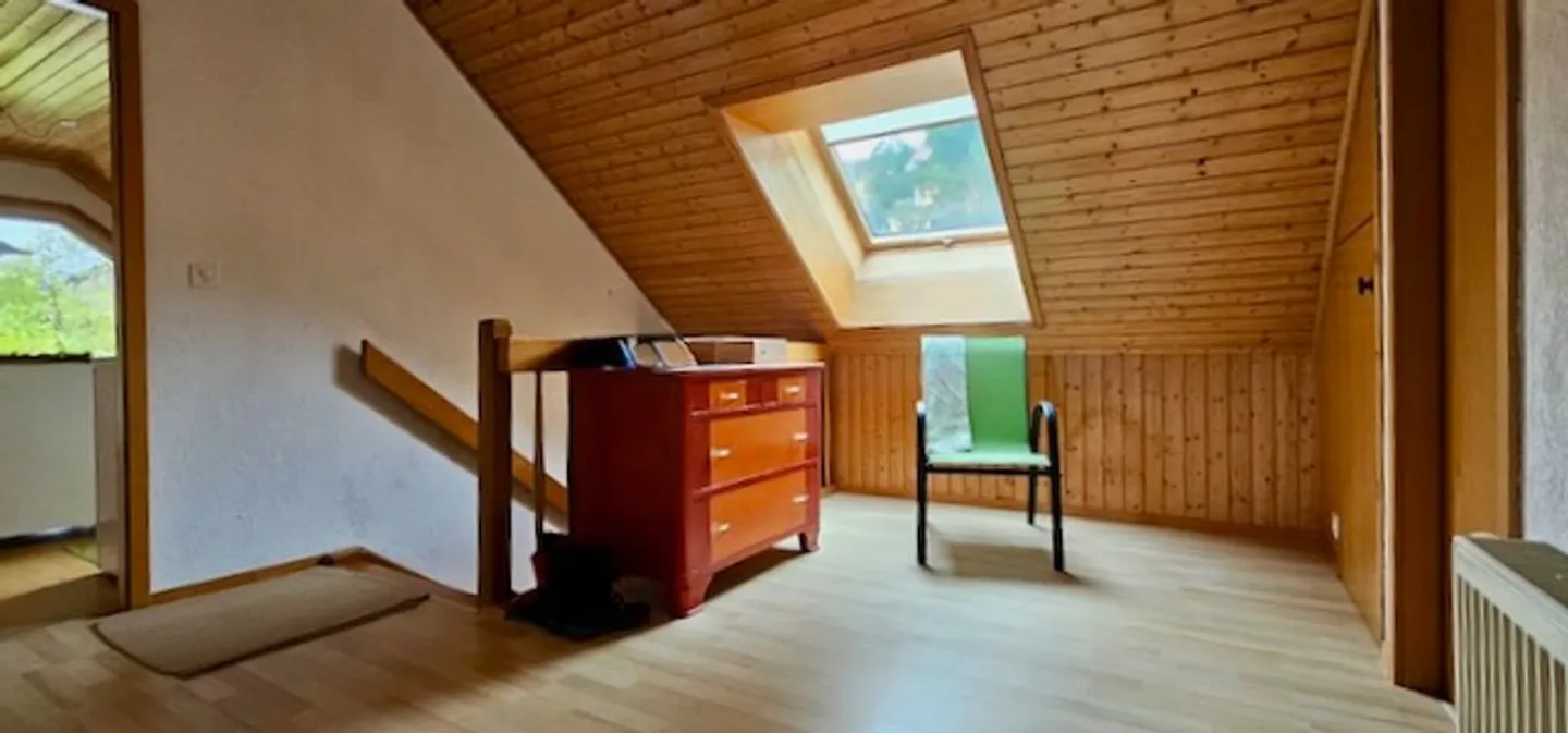 Wunderschönes Familienhaus mit 4 Wohnungen in Sainte-Croix - Foto 4 von 13