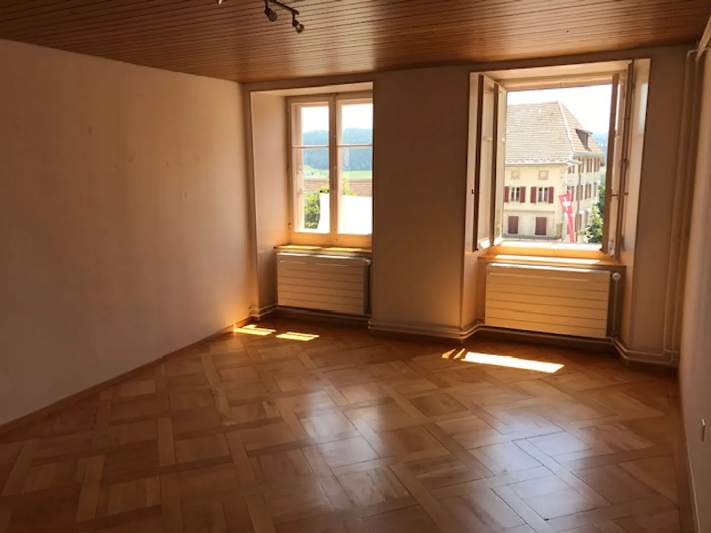 En exclusivité - Immeuble mixte au coeur des Ponts-de-Martel - CHF 800'000.- - Photo 11 sur 13