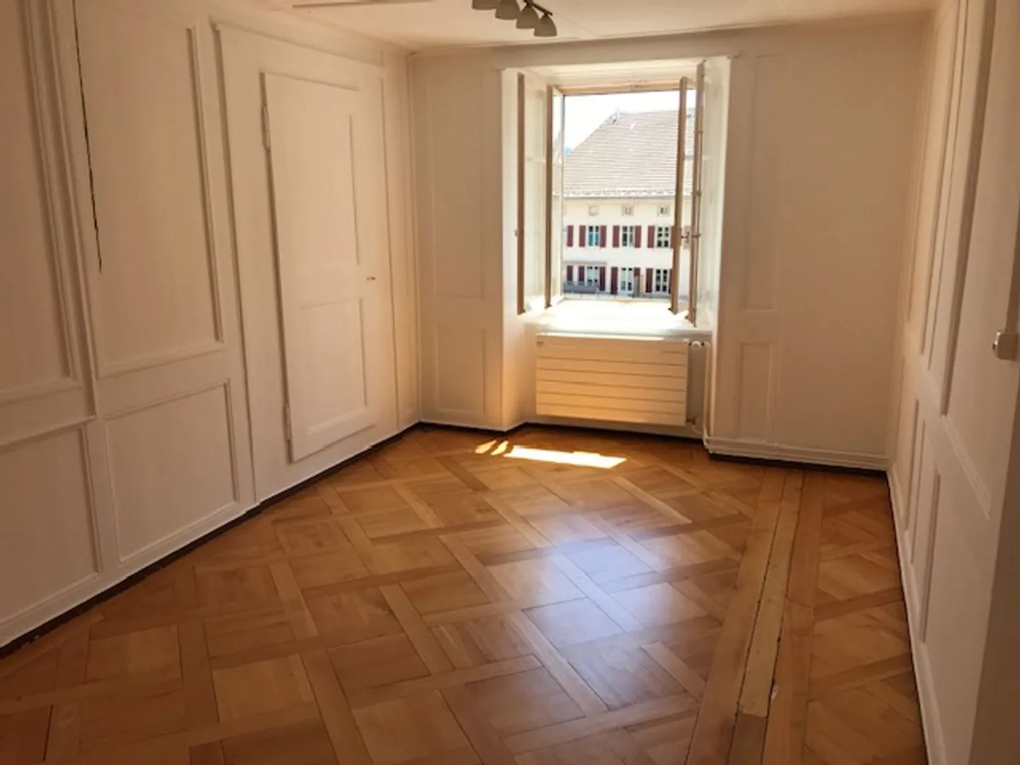 En exclusivité - Immeuble mixte au coeur des Ponts-de-Martel - CHF 800'000.- - Photo 13 sur 13