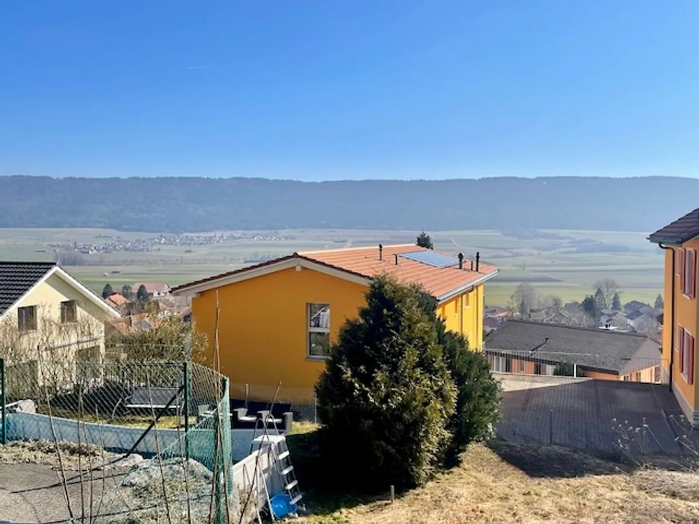 In esclusiva: Bella villa di 4,5 stanze su piano, bel lotto al confine della foresta - Foto 5 di 10
