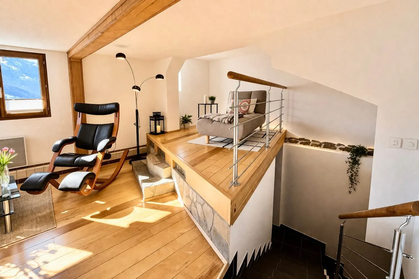 SUPERB 3-ZIMMER-WOHNUNG, DIE AUTHENTIZITÄT UND MODERNITÄT VERBINDET - Foto 3 von 11