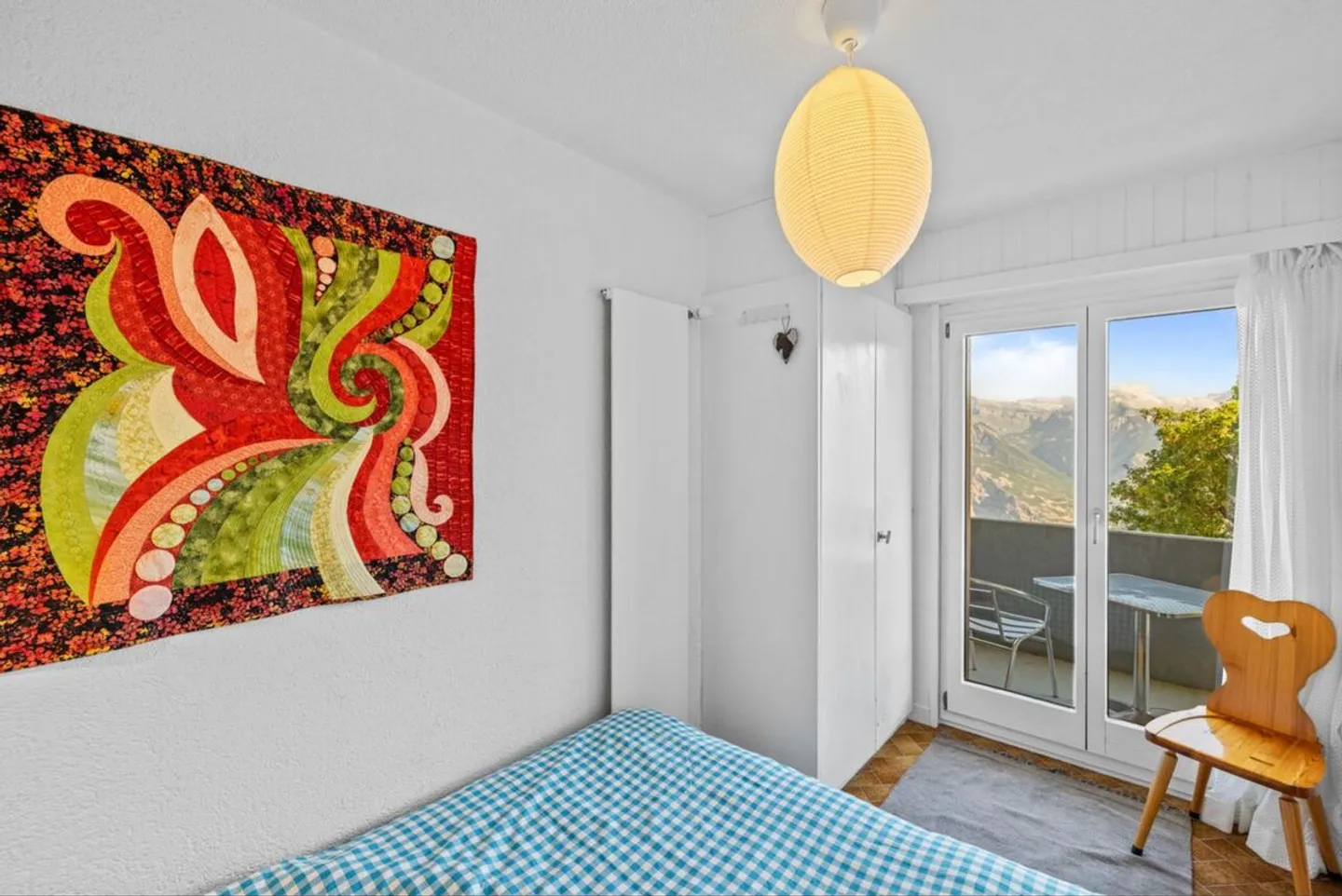 BEL APPARTEMENT ENTIÈREMENT RÉNOVÉ - Photo 6 sur 13