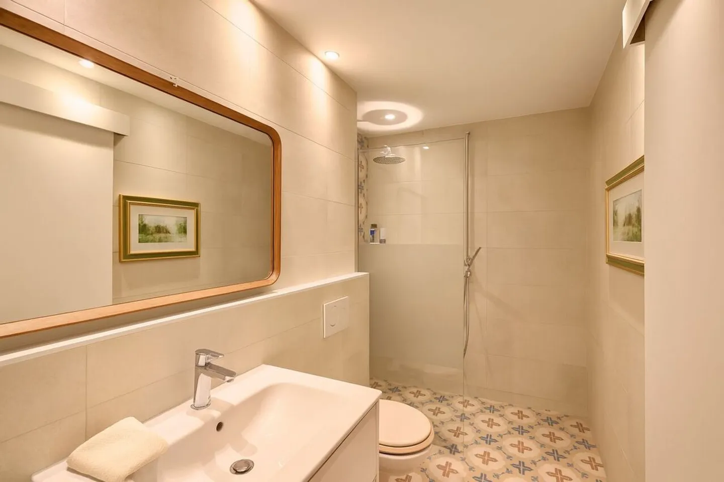 Comfortable 3.5 Rooms Close to Lake Geneva - Photo 7 of 9