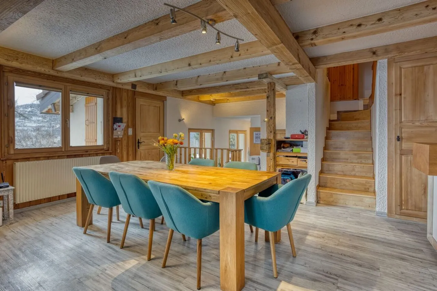 CHALET NESTLED IN THE HEART OF NATURE - Photo 4 of 9