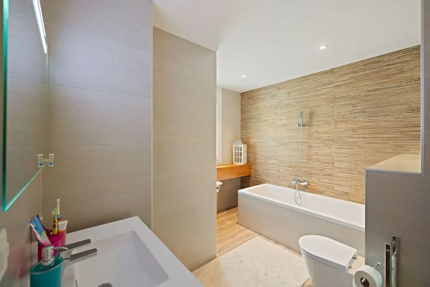 BEAUTIFUL VILLA - LOVE AT FIRST SIGHT GUARANTEED - Photo 8 of 8