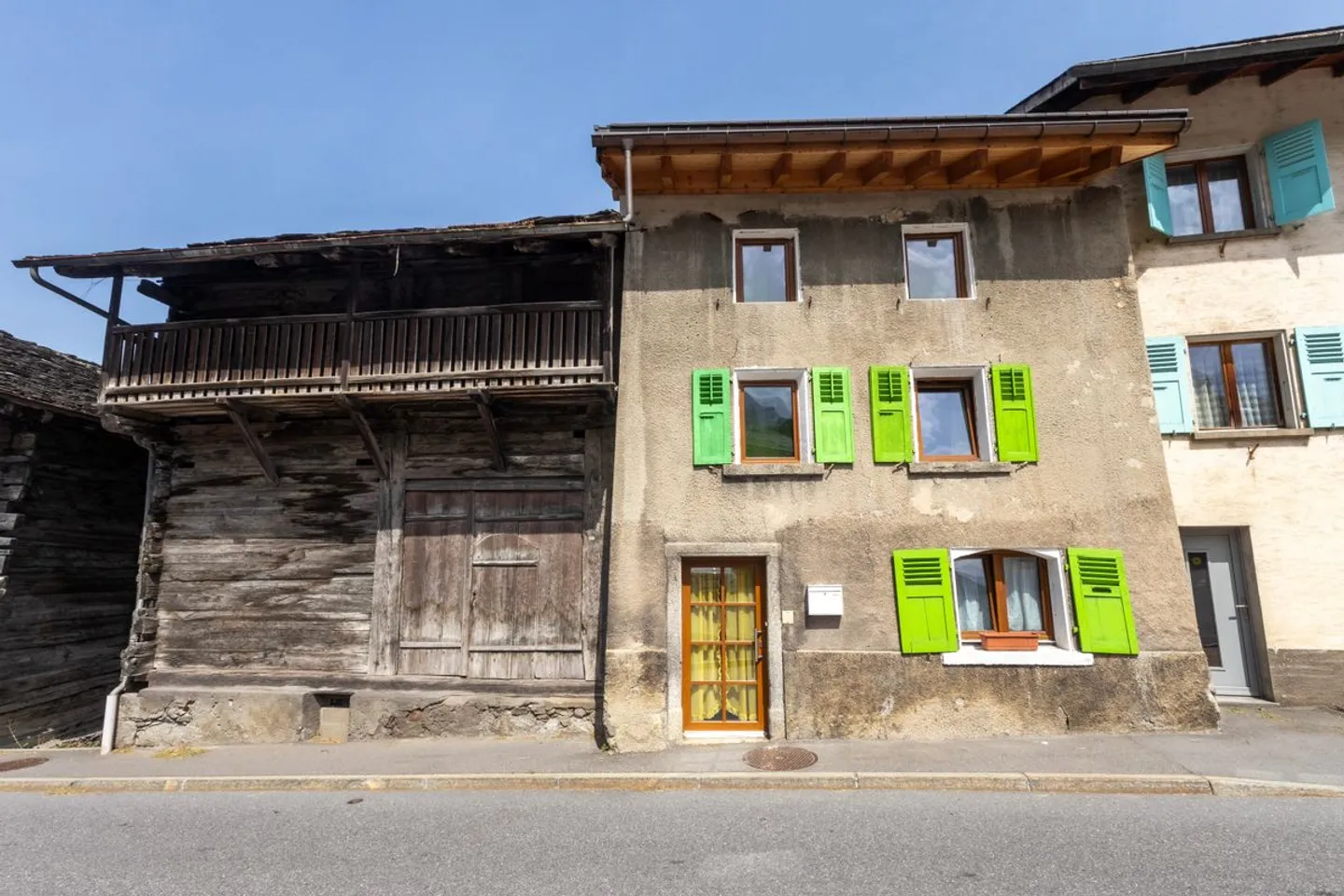 CHARM AND AUTHENTICITY: HOUSE WITH BARN - Photo 13 of 13