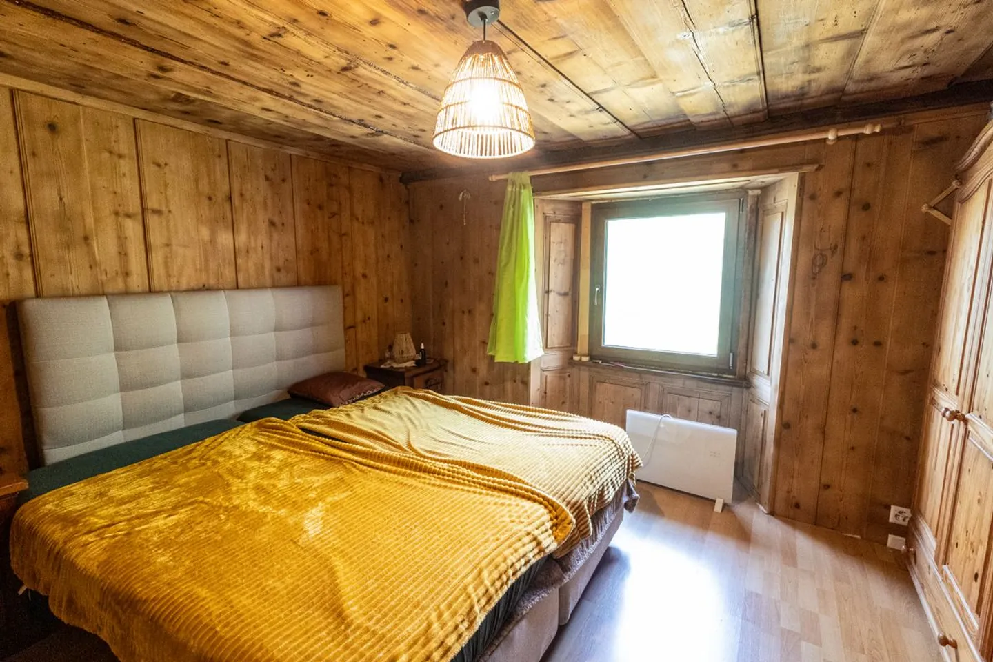 CHARM AND AUTHENTICITY: HOUSE WITH BARN - Photo 6 of 13