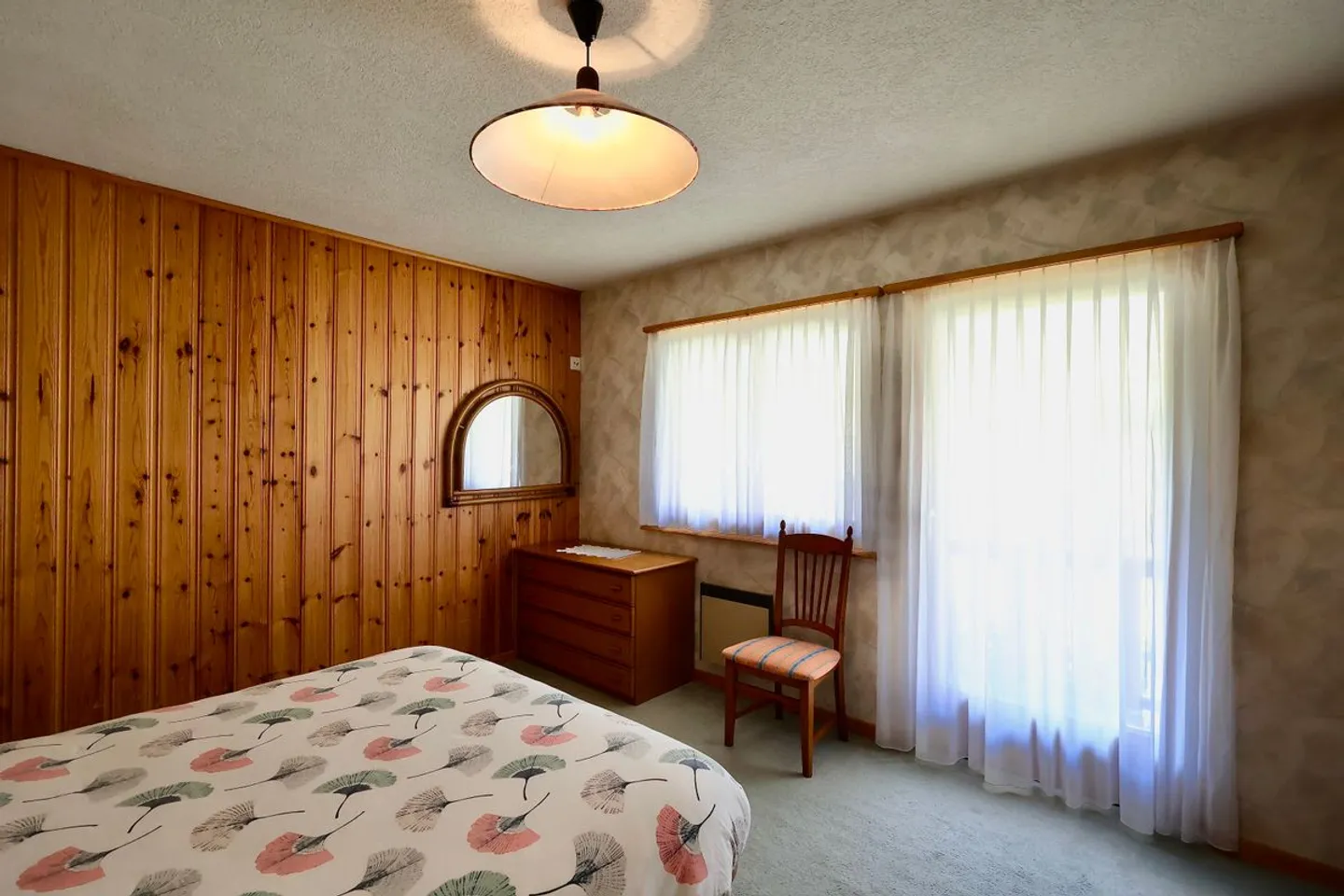 A TRUE HEARTTHROB, BRIGHT HOUSE WITH EXCEPTIONAL PANORAMA - Photo 12 of 13