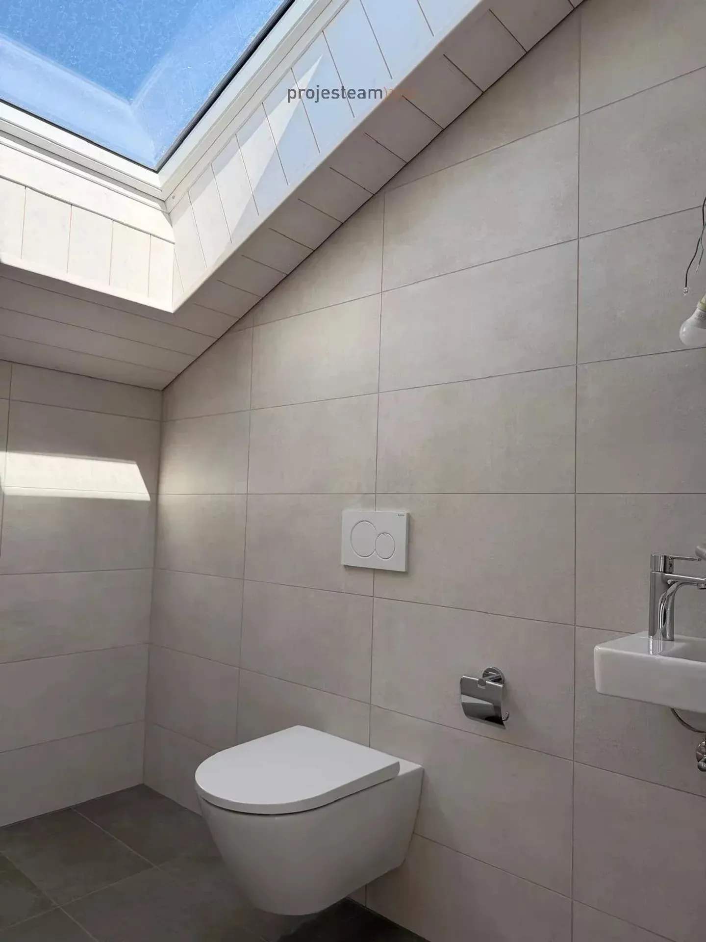 Appartamento nuovo - Duplex mansardato con carattere e fascino accentuato da doppi altezze di soffitto - Foto 8 di 13