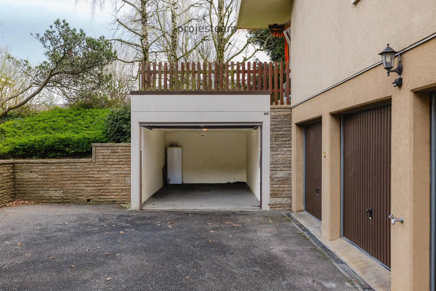 Apartment with fireplace, carefully renovated, large south-facing balcony, in a green and family-friendly setting - Photo 12 of 12