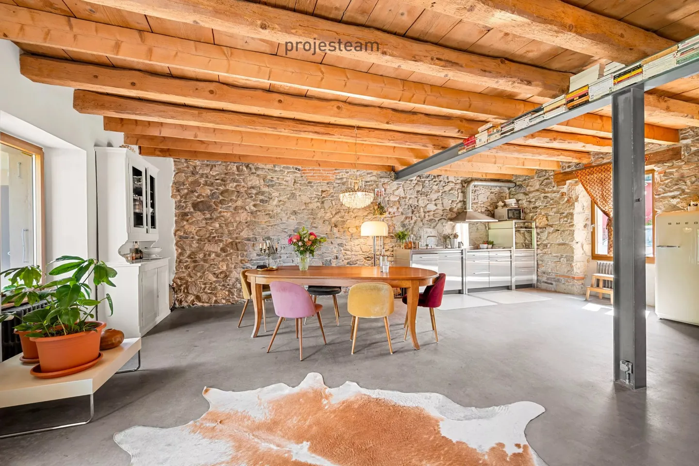 Maison de village de caractère de 4 étages – 320 m² habitables sur 1'815 m² de terrain - Foto 9 di 13