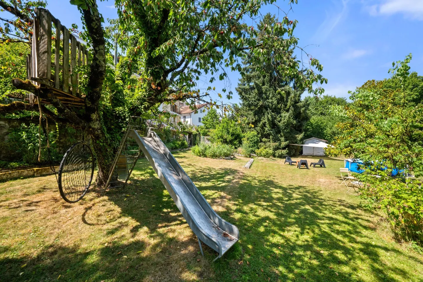 Maison de village de caractère de 4 étages – 320 m² habitables sur 1'815 m² de terrain - Foto 6 di 13