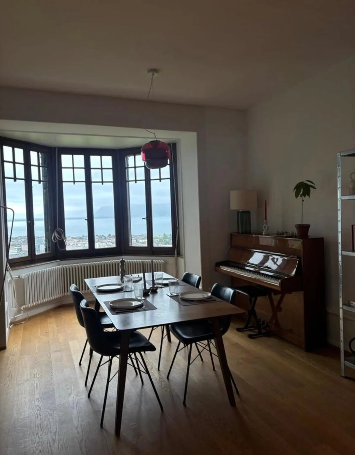 Appartamento 3.5 p. a Corseaux con vista panoramica sul Lago di Ginevra - Foto 3 di 8
