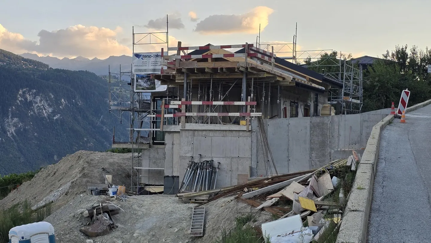 Nouvelle villa 5.5 pièces à Lens de 180m2 avec vue imprenable - Foto 8 di 13