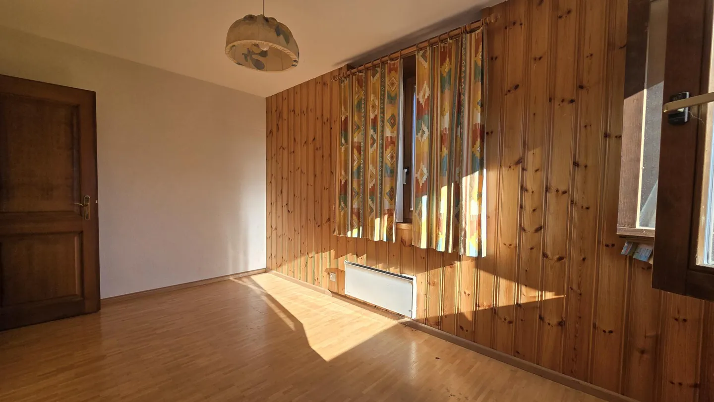 Spaziosa villa con 7,5 stanze di 200m2 netti su un terreno di 845m2 a Savièse - Foto 5 di 13