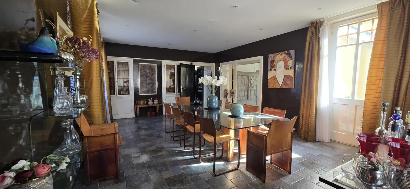 Villa de Maître 8.5 pièces de 712m2 au coeur de Sion - Photo 3 of 13