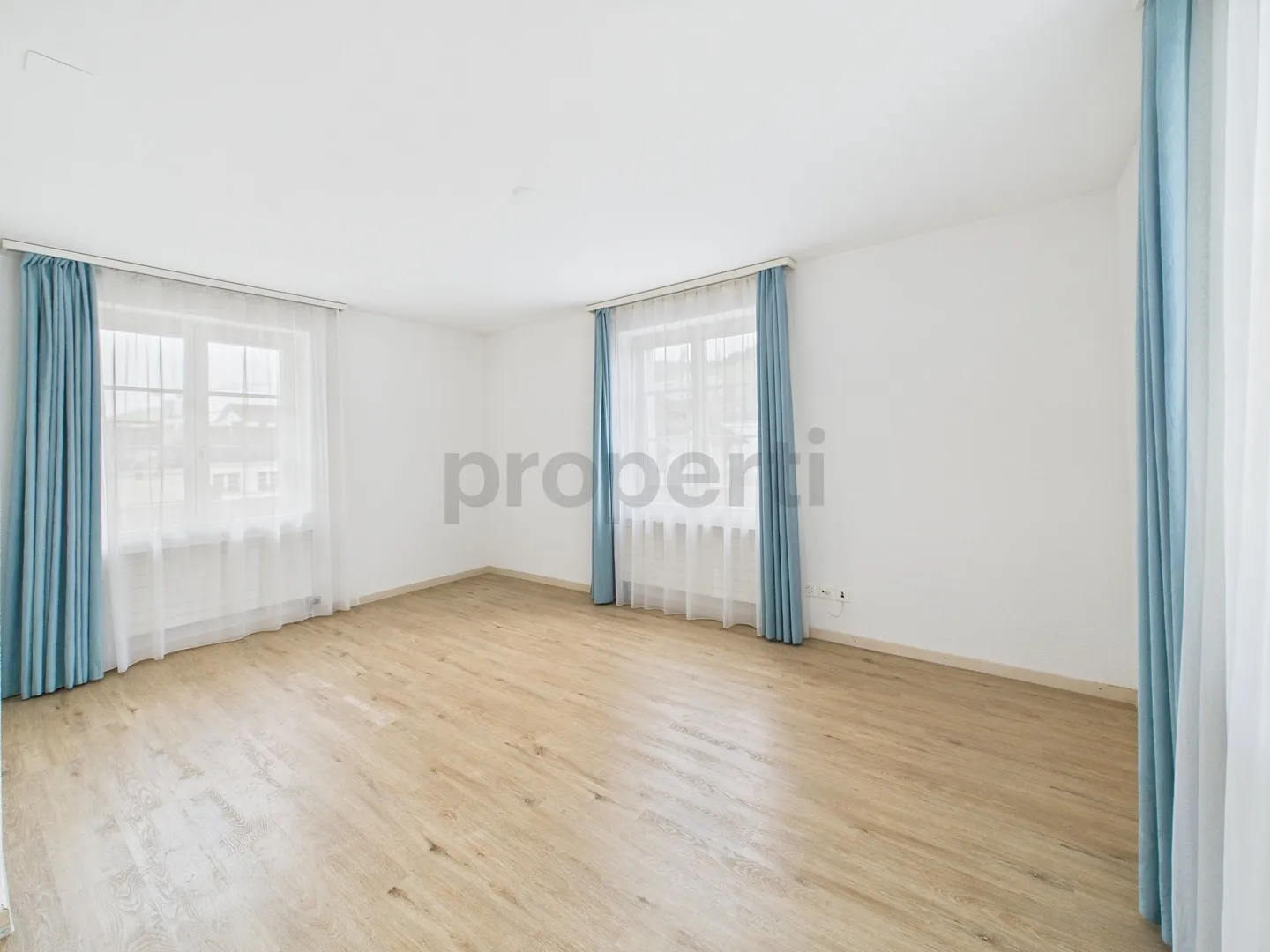 Appartement spacieux de 3 pièces avec charme historique au cœur de Willisau - Photo 5 sur 11