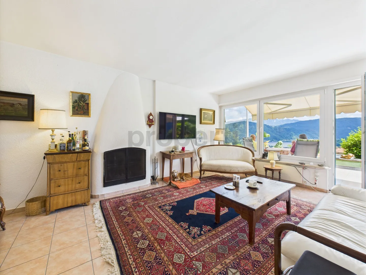 Dream Villa in Pura with Lake View and Private Swimming Pool - Photo 2 of 13