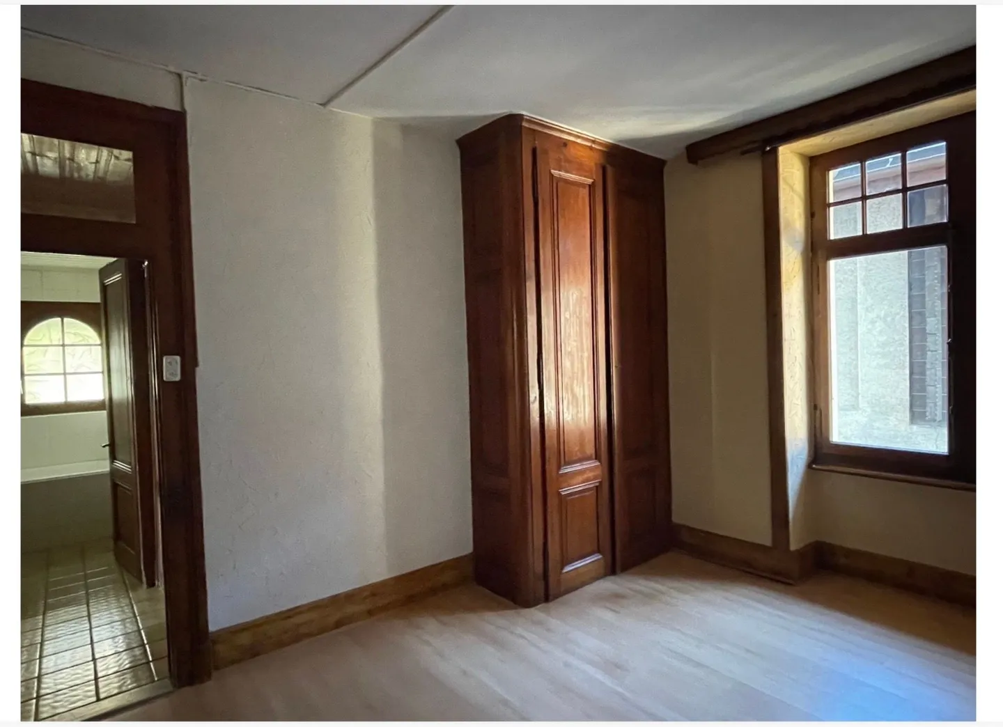 Magnifico appartamento di 4.5 stanze nel cuore di Sierre - fascino e autenticità - Foto 6 di 10