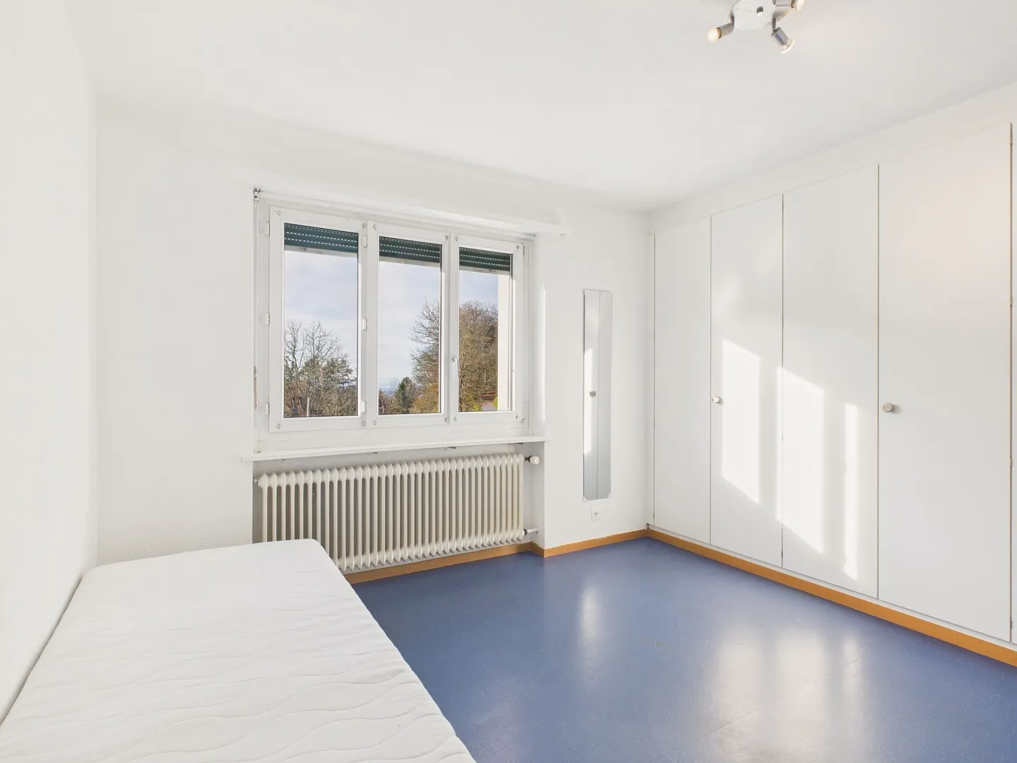 Exklusives Wohnen in Stallikon  Moderne 4.5-Zimmer-Wohnung mit Zürichseeblick - Foto 4 von 13