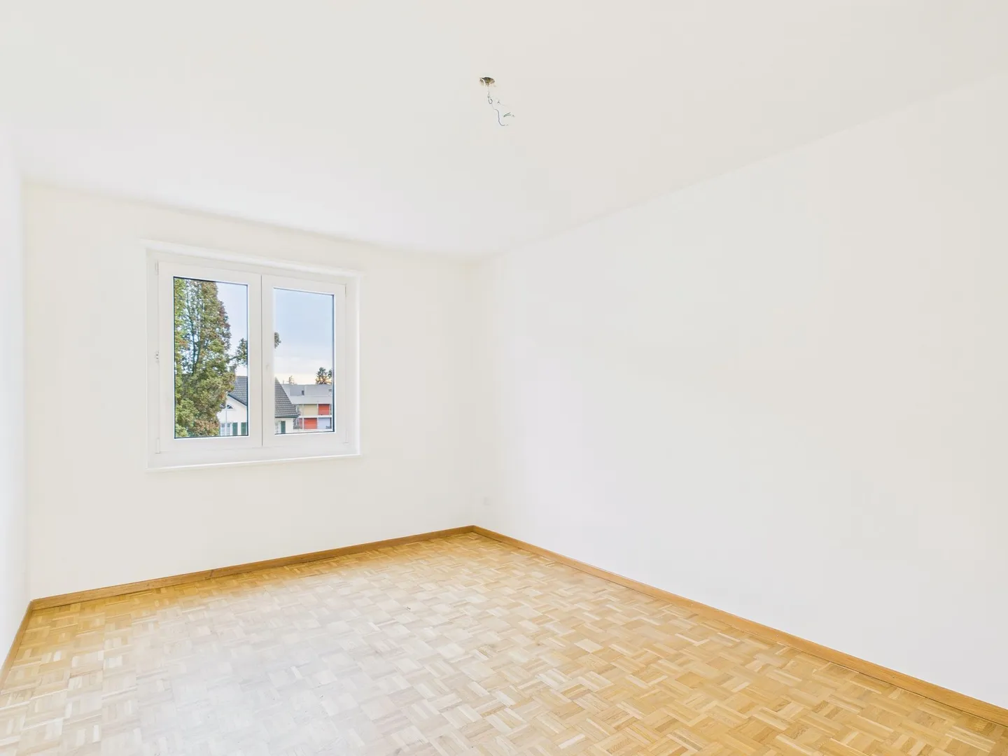 Appartamento 4 locali modernizzato con balcone a Weinfelden - Foto 6 di 11