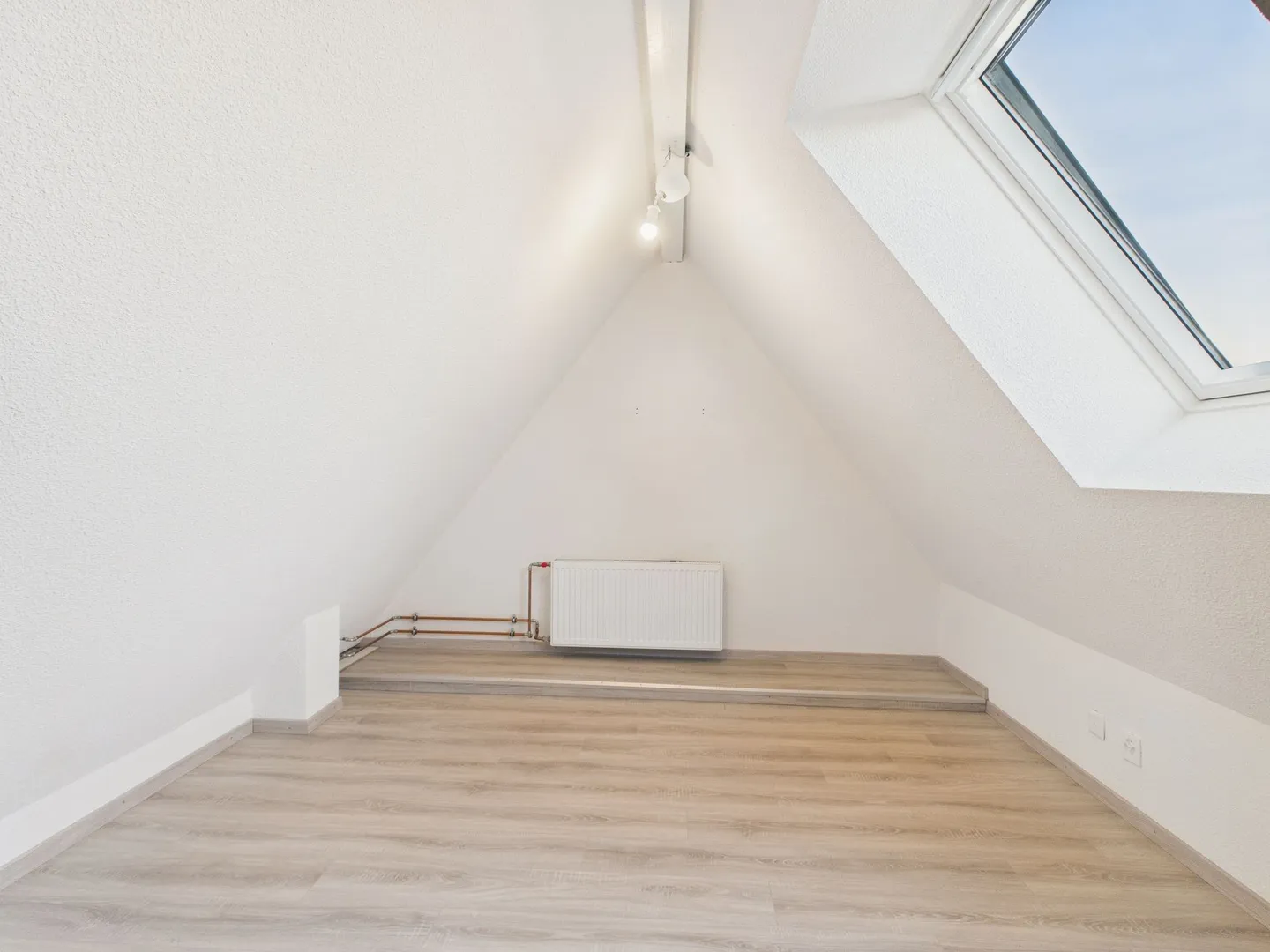 Appartement lumineux de 3,5 pièces avec une terrasse de rêve de 30m2 à Derendingen - Photo 9 sur 12