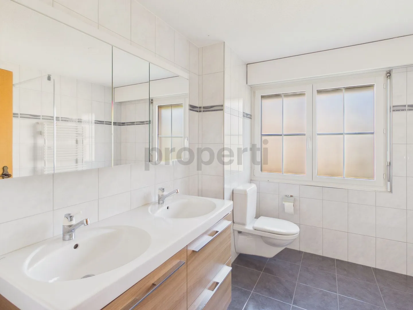 Elegante 4.5-Zimmer-Wohnung mit Balkon in ruhiger Lage in Lüchingen (SG) - Photo 11 of 13