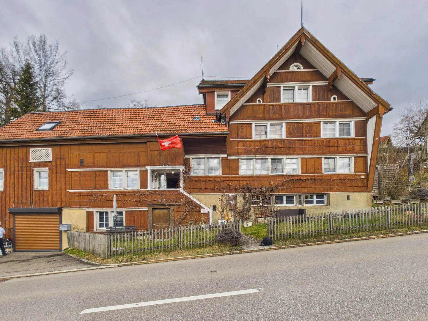 Appartamento affascinante con 3 stanze e parcheggio, Teufen - Foto 8 di 12