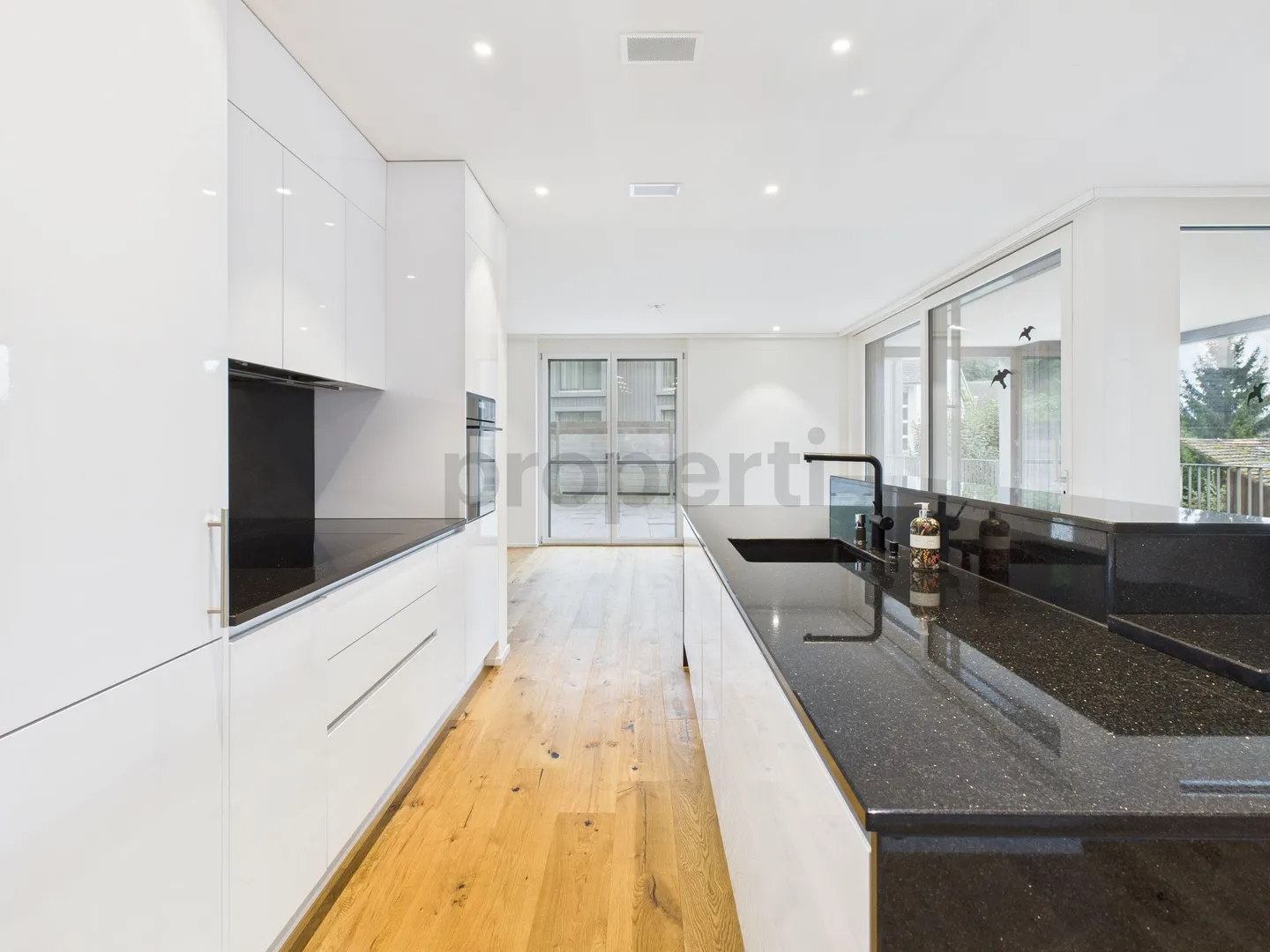 Maison de rêve de 7,5 pièces, plus un appartement de 1,5 pièce. - Photo 5 sur 13