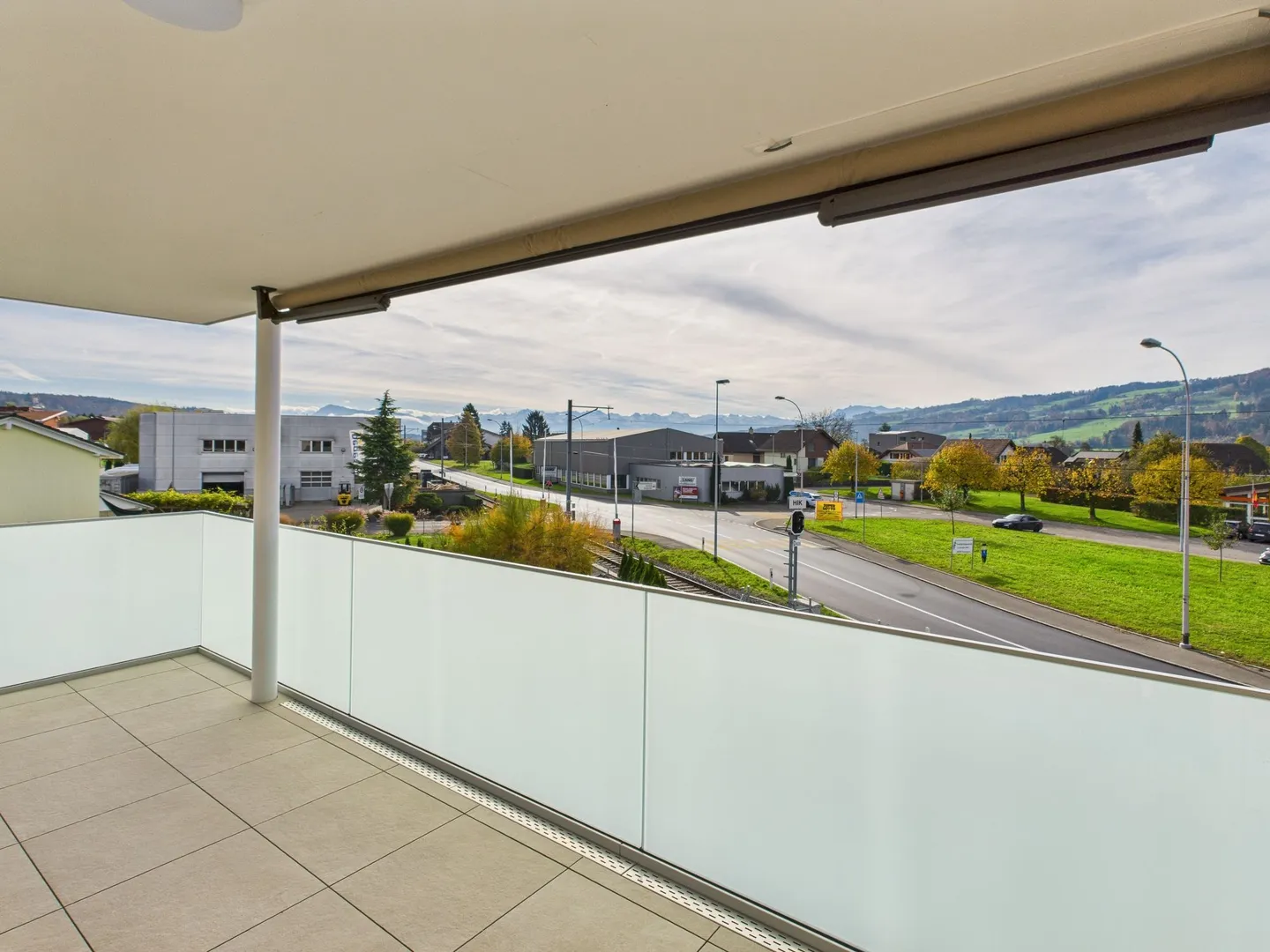 Appartement neuf de 4,5 pièces lumineux à Ermensee - Photo 12 sur 13