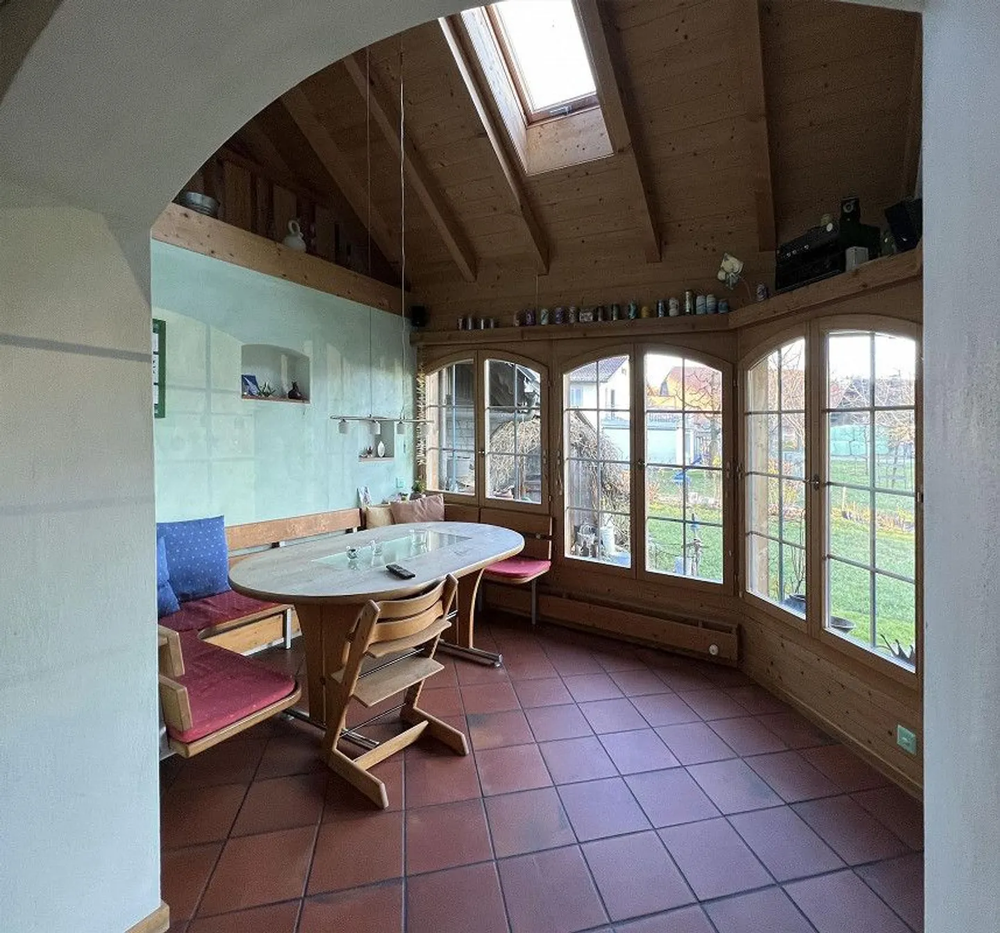 Ferme familiale avec grand jardin et équipements modernes - Photo 4 sur 11