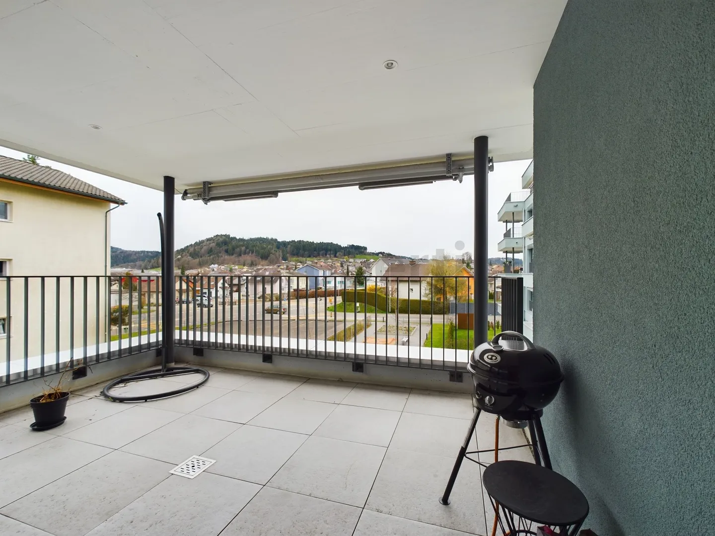 Modern 3.5-room apartment in Rickenbach - Photo 8 of 9