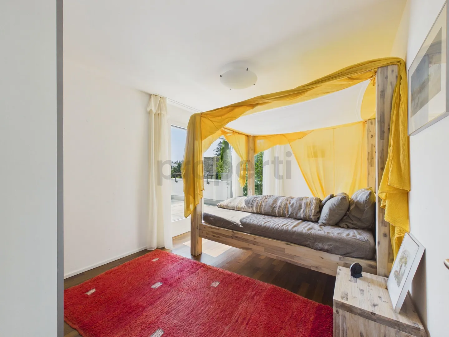 Spacious Corner House in Wildpark, Ground Source Heating and Fantastic Garden - Photo 8 of 12