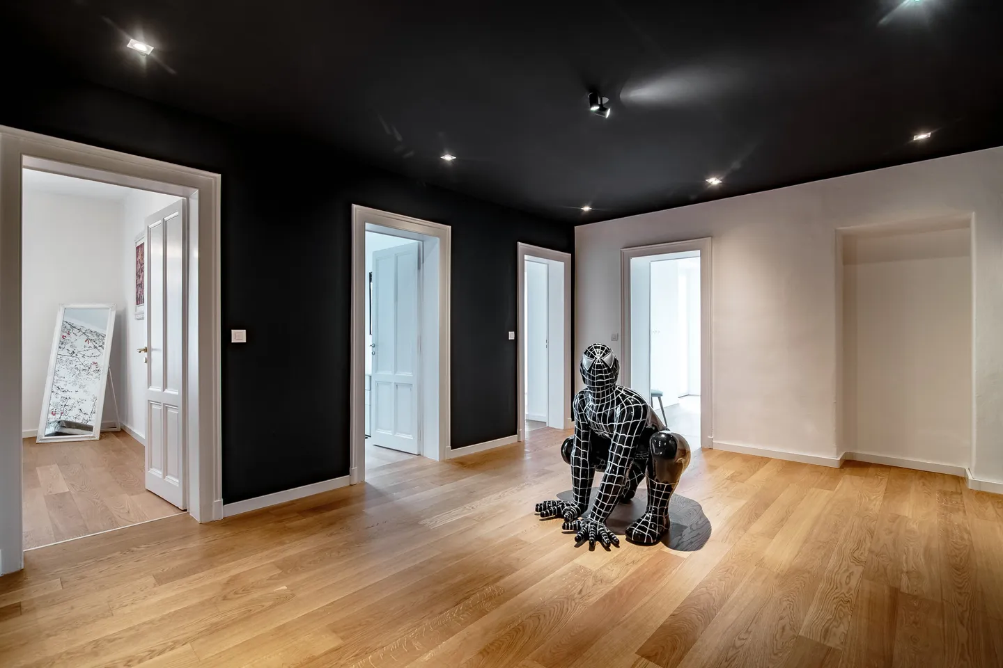 "Villa di Lusso a Lugano: Design Moderno e Vista Lago Mozzafiato" / "Luxuriöse Villa in Lugano: Modernes Design und Atemberaubender Seeblick" - Foto 6 di 10