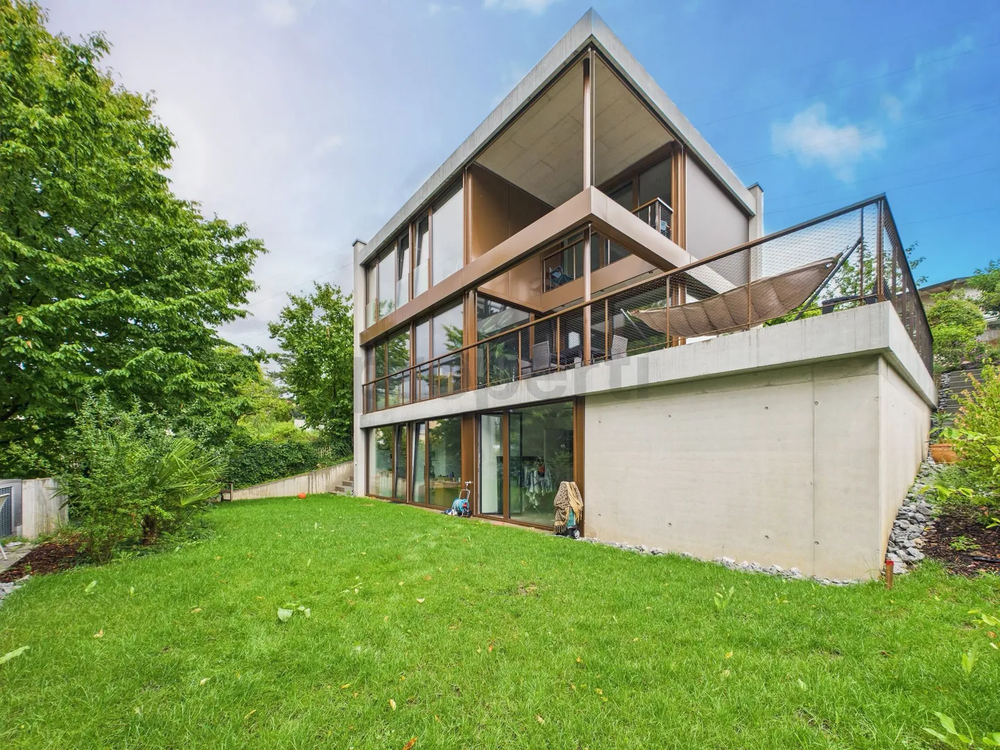 Esclusiva casa unifamiliare di 6,5 stanze a Münchenstein, BL - Foto 1 di 12