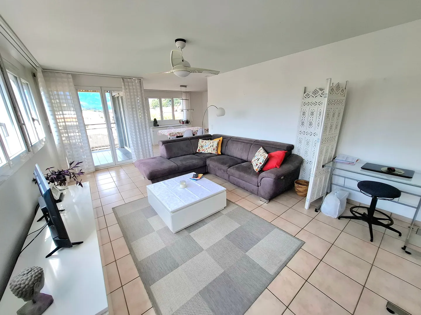 Bright 3.5-room apartment in Solduno, Primary Residence - Photo 1 of 13