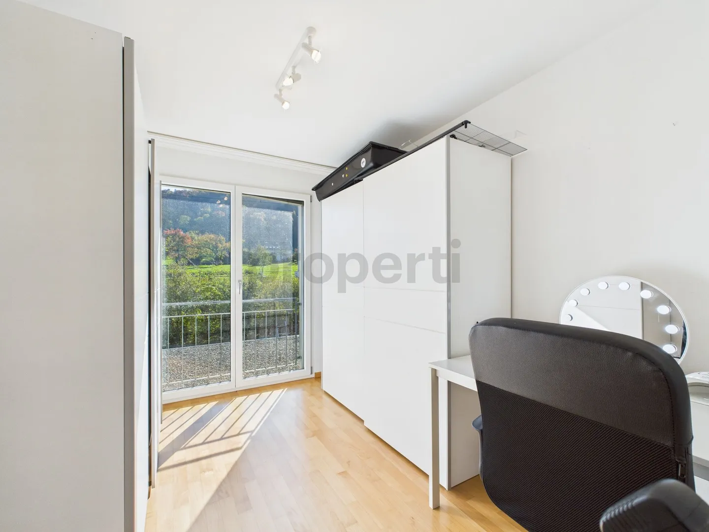 Modern and family-friendly terraced house in Bättwil, Canton of Solothurn - Photo 10 of 13