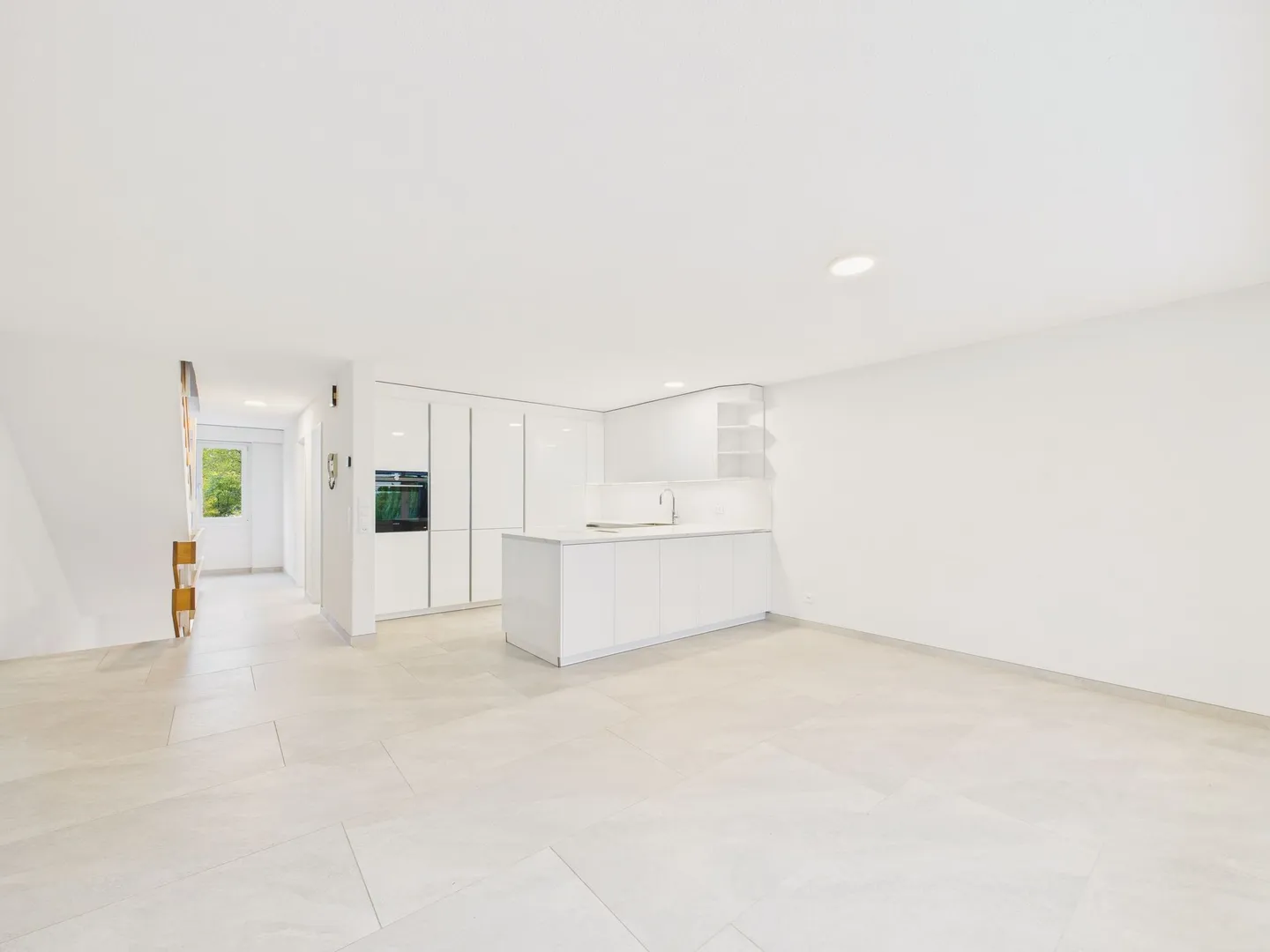 Charmantes 5.5-Zimmer Reihenhaus in Wilen b. Wollerau - Foto 2 von 13