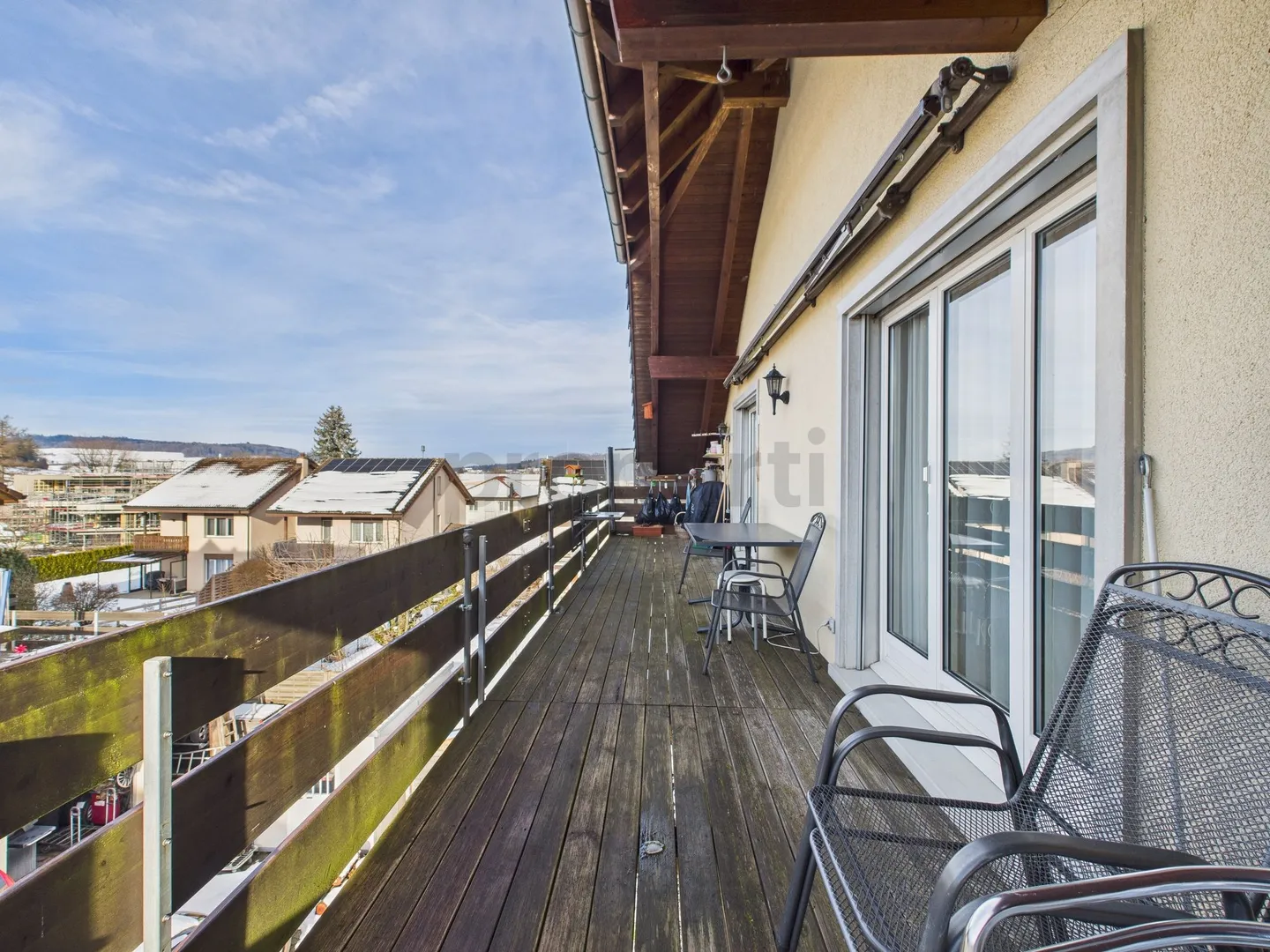 Charming 4-Room Attic Apartment in Fahrwangen - Photo 12 of 13