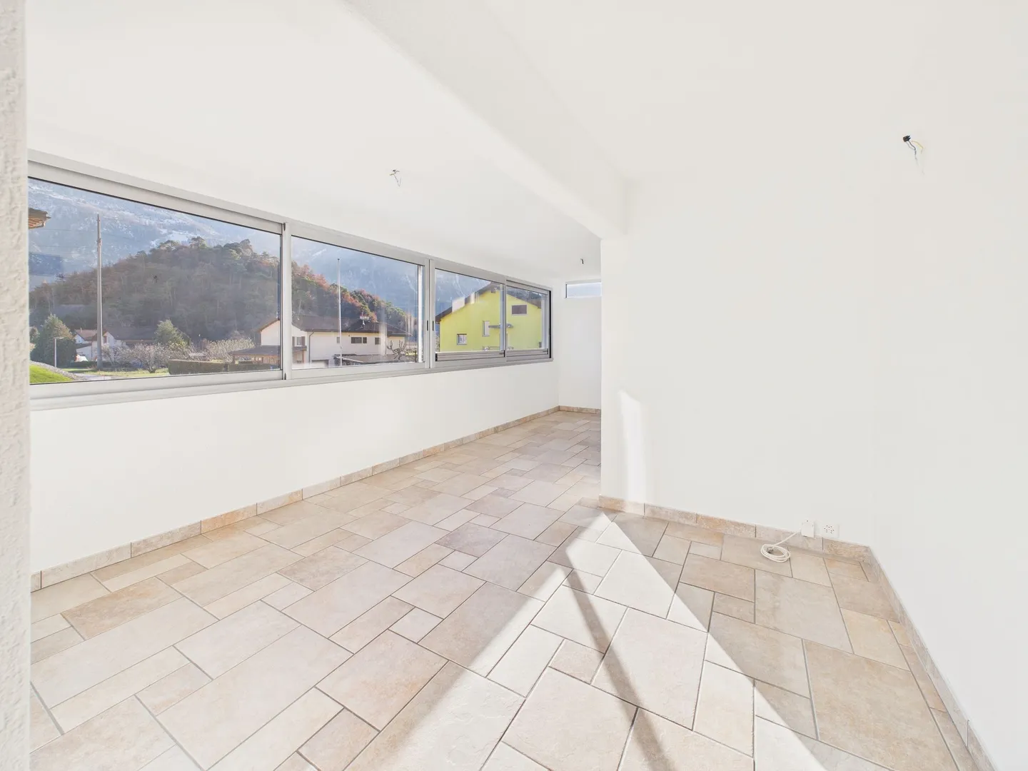 Lumineux appartement de 5 pièces à Granges VS - Foto 8 di 12