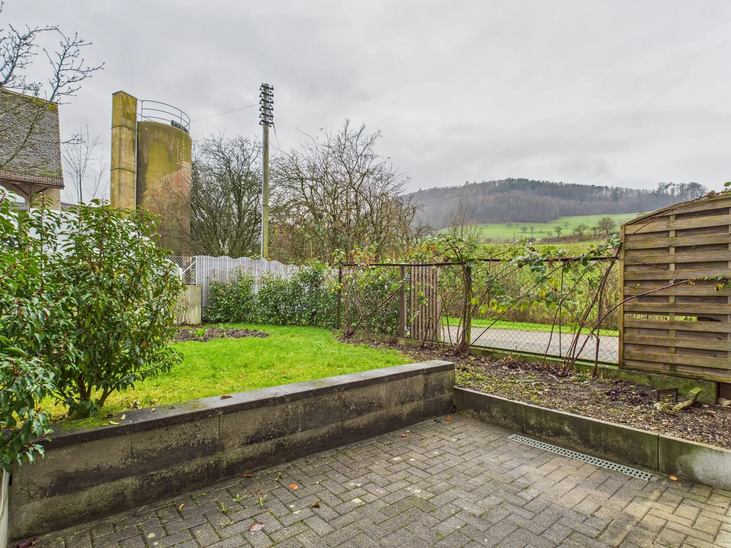 Lichtdurchflutetes 2.5-Zimmer Terrassenwohnung in Arisdorf BL  Ihr persönlicher Rückzugsort - Photo 6 sur 7
