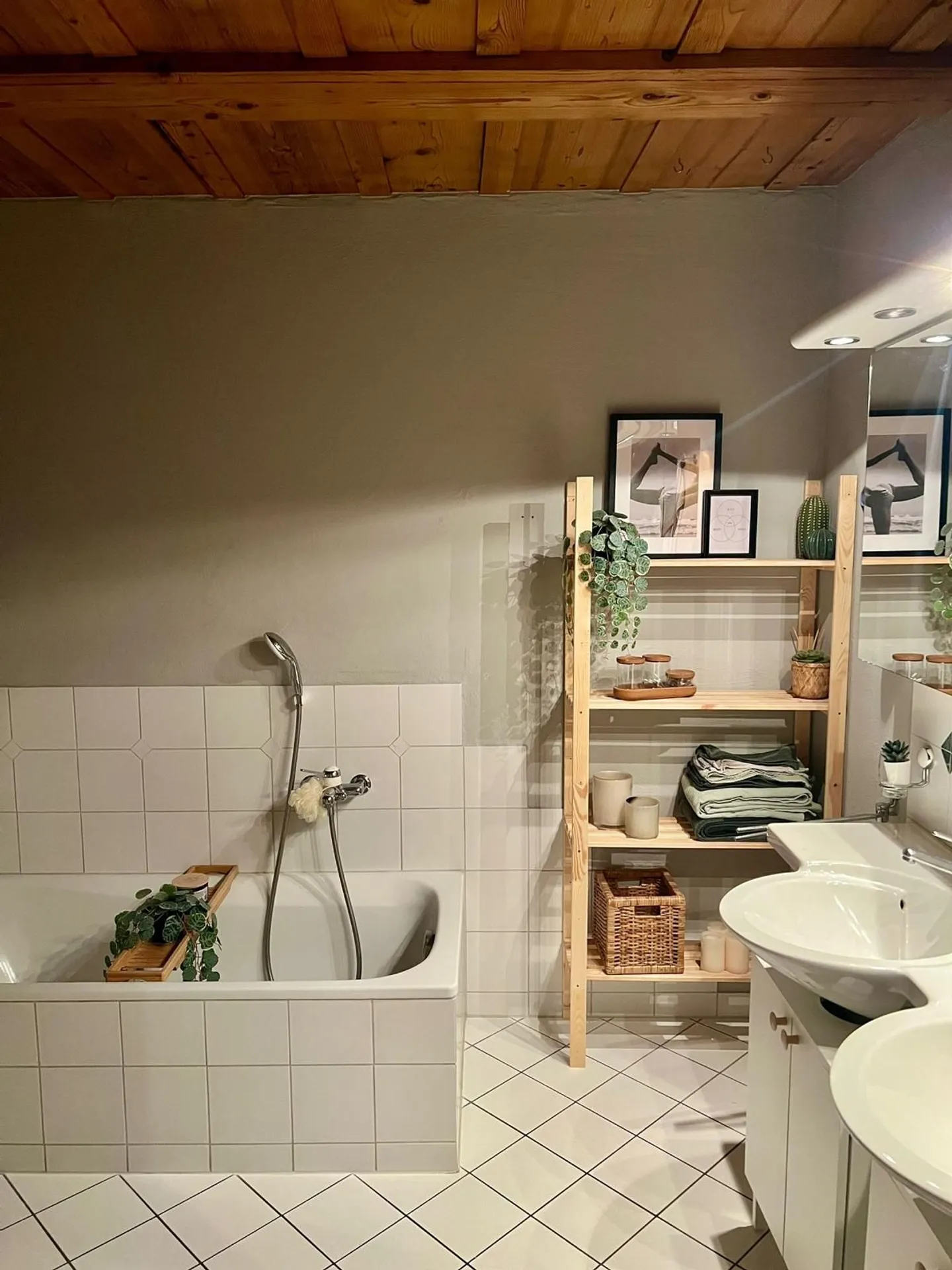 Appartamento moderno di 4,5 stanze con balcone, Schüpfen - Foto 10 di 13