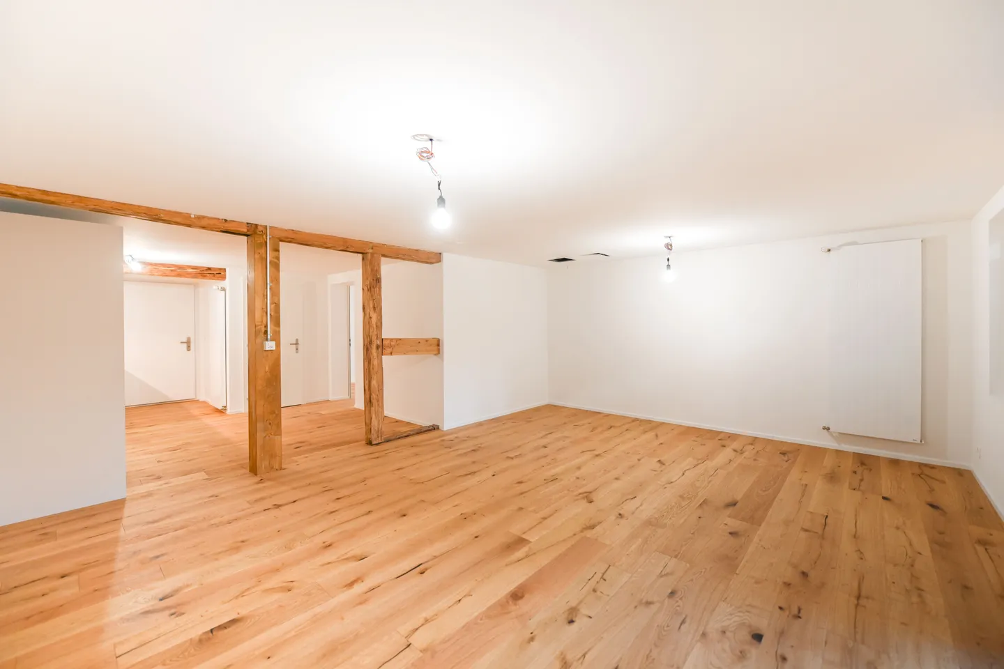 Newly renovated 2.5-room apartment in charming old building in Langenthal - Photo 5 of 10