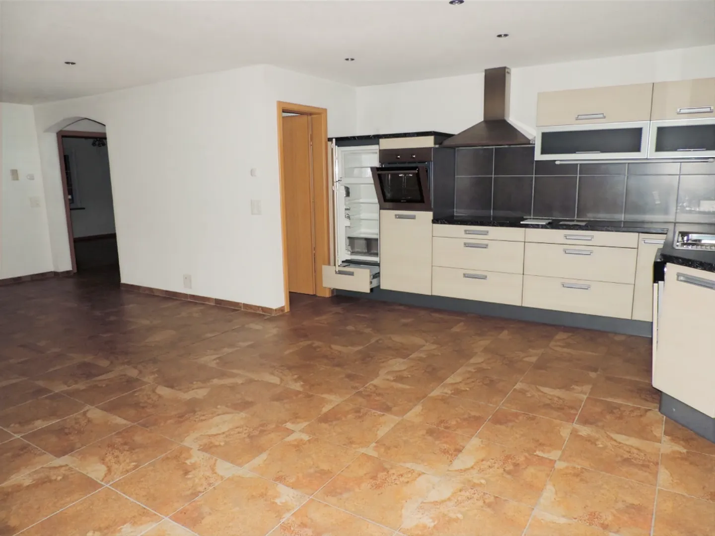 Appartement spacieux 3.5 pièces - Photo 4 sur 13