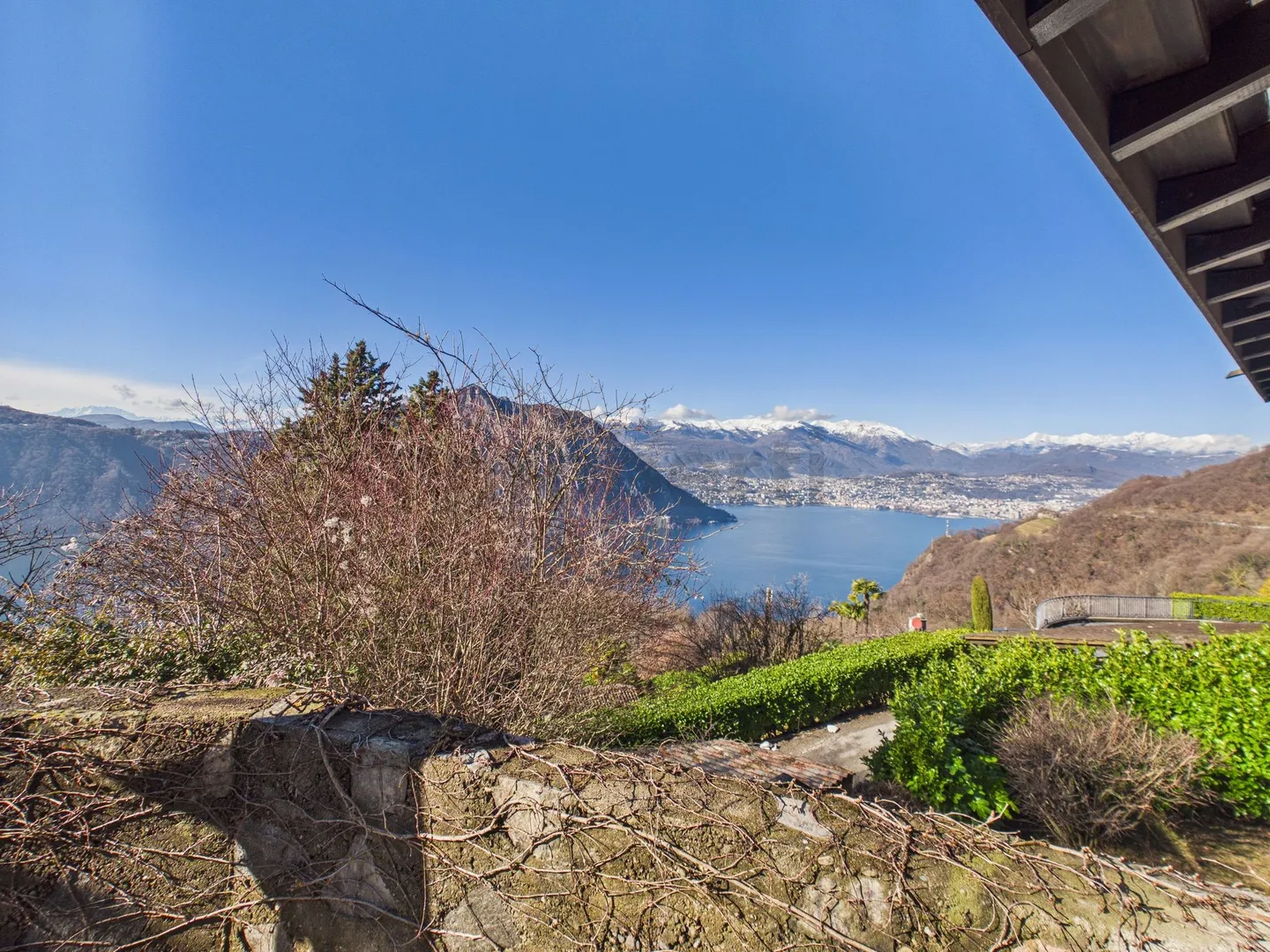 Affascinante casa rustica ad Arogno - Foto 1 di 13