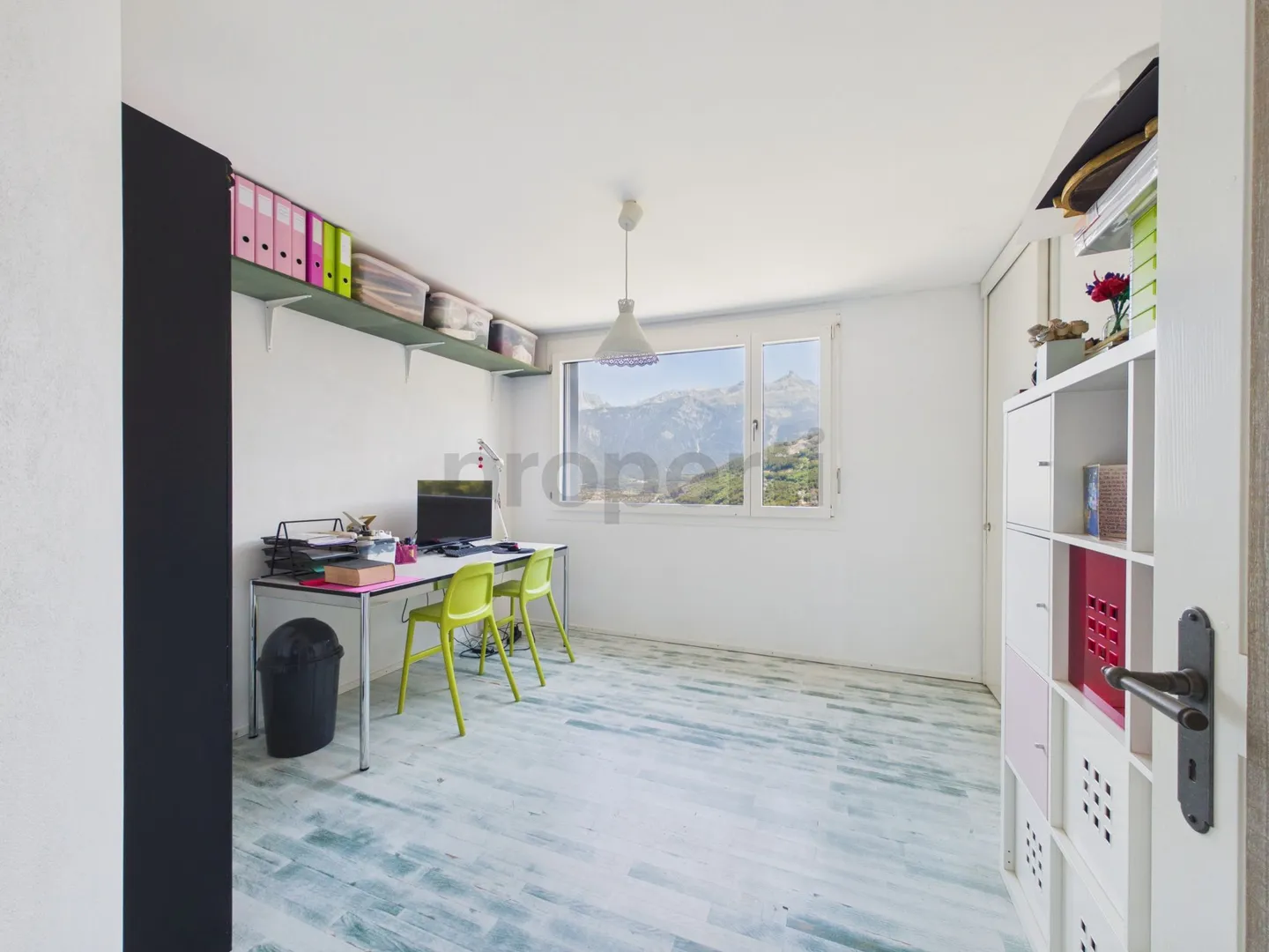 Villa architettonica contemporanea, giardino eccezionale con jacuzzi e pannelli solari - Foto 11 di 13