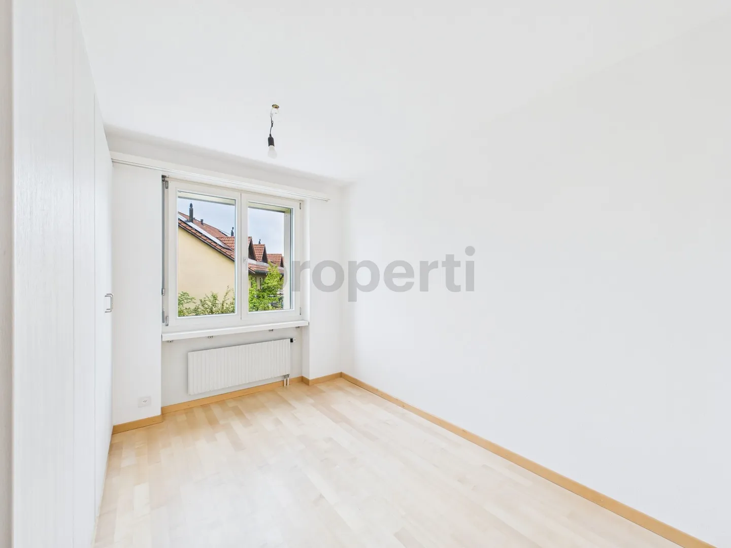 Spacious and bright 5.5-room family apartment in Schwarzenburg - Photo 7 of 13